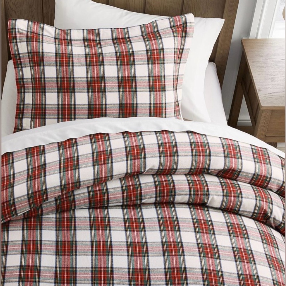 POTTERY BARN KIDS STEWART PLAID ORGANIC COTTON DUVET COVER & SHAM, TWIN
